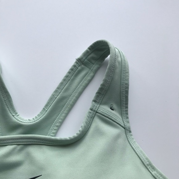 Nike Dri-Fit Mint Sports Bra Padded - Picture 4 of 11